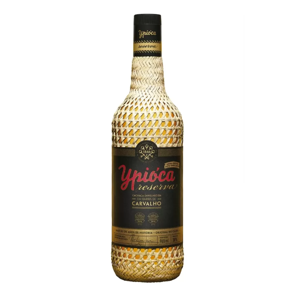 Cachaça Ypioca Empalhada Ouro 965ml